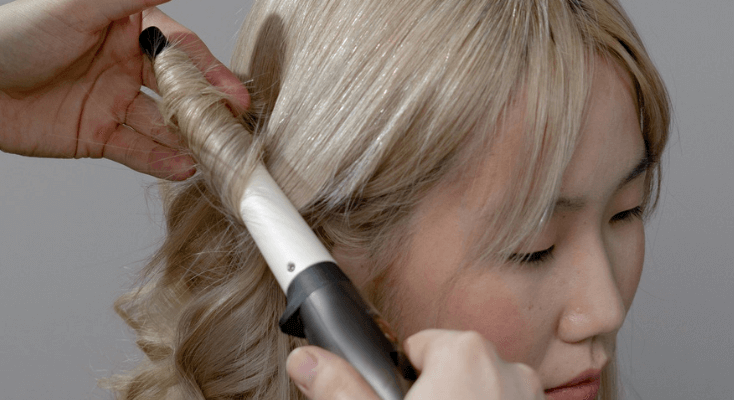 Curling Wand vs Curling Iron featured image